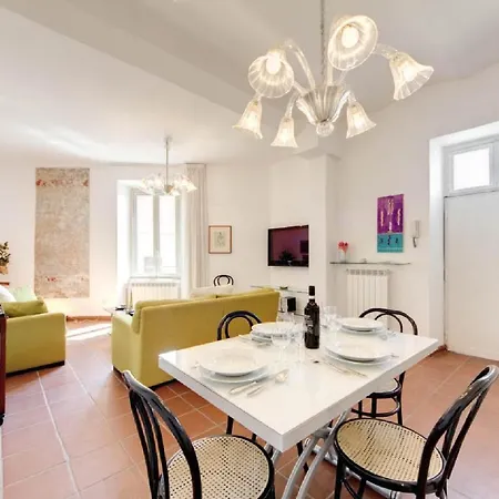 Latinhouse Apartment *